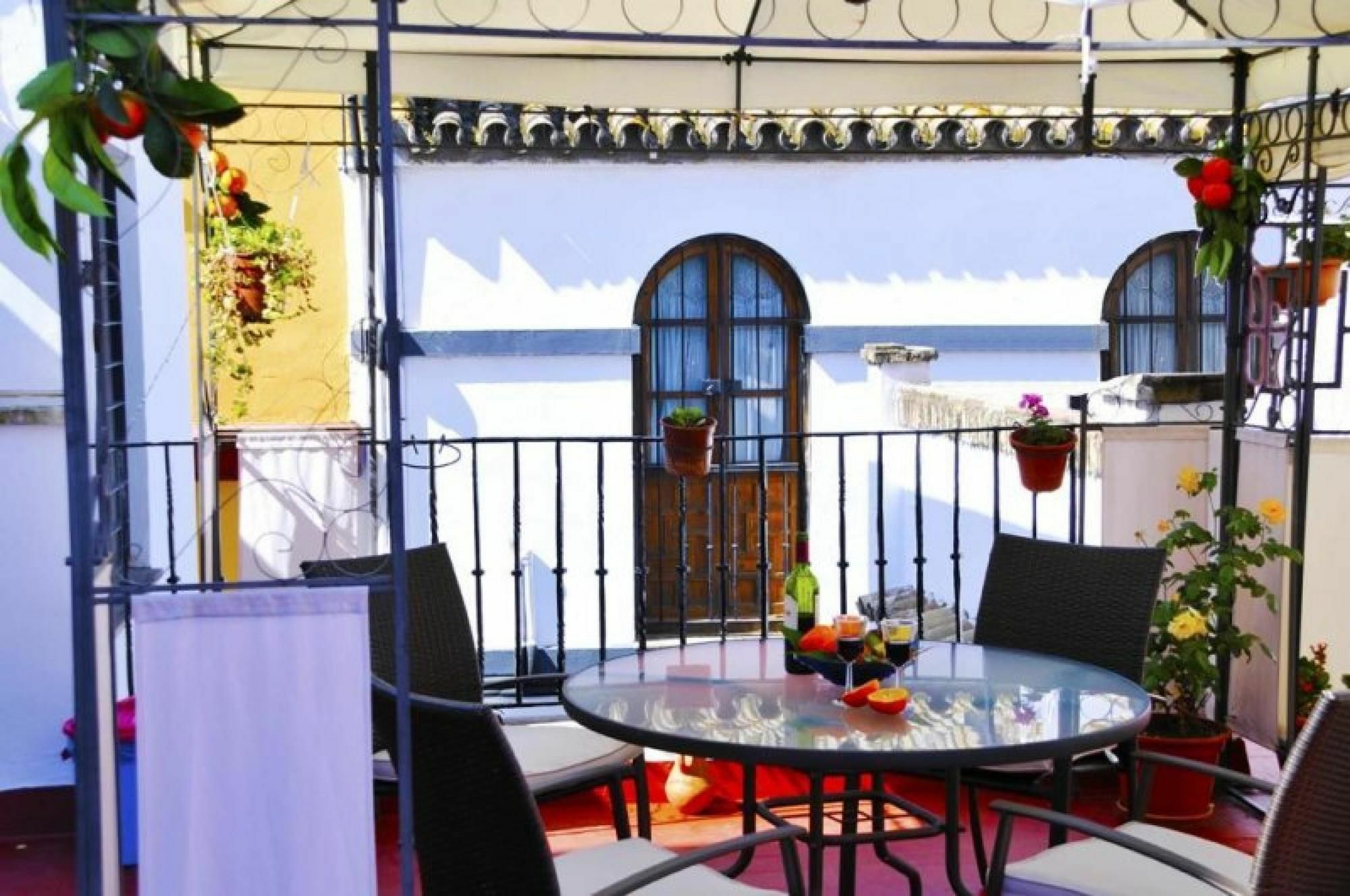 Pension La Montorena Σεβίλλη Εξωτερικό φωτογραφία